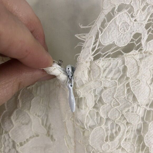 Storia Brianne Size Medium Short Wedding Guest Party Dress Lace White Keyhole - Picture 7 of 12